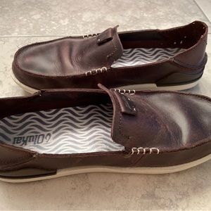 Olukai Leather shoes